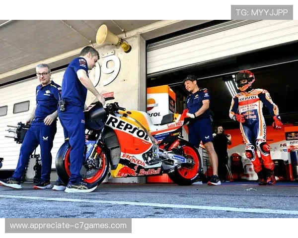 法拉利车队再度发力MotoGP赛季冠军争夺战全解析